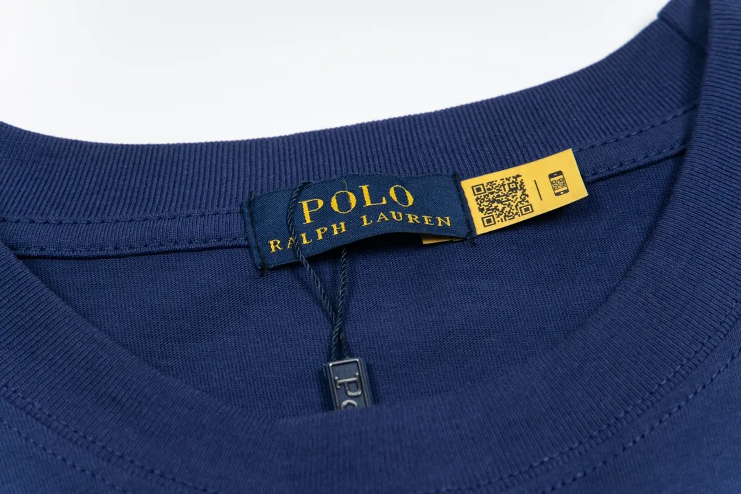 P100 Style No. Y710 Couple style is simple, beautiful and handsome😍[Ralph Lauren/Ralph Lauren] Couple wear classic embroidered cotton 240g T-shirt round neck, high quality goods, classic style has always been very popular! The workmanship details are very good! The simple round neck short-sleeved T-shirt is always the standard, with classic brand embroidery on the chest! All major stars have the same style! Best for couples. High quality goods! Xinjiang cotton micro-elastic and smooth fabric has excellent quality. Pure cotton is soft and skin-friendly. Three-dimensional design and tailoring. Classic styles are fashionable and never go out of style! Size: S-XL Color: Black White Gray Navy